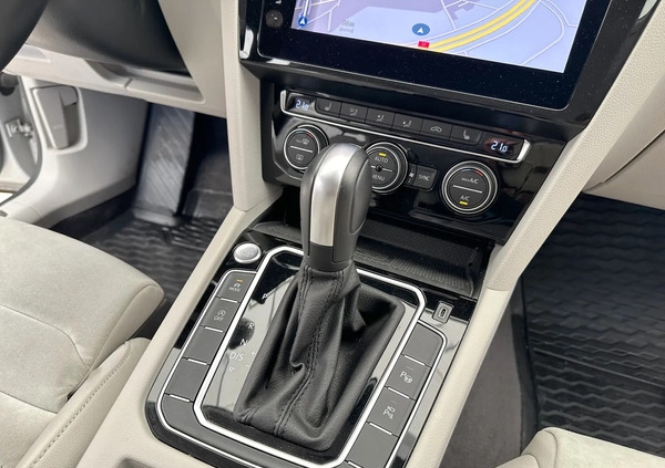 Volkswagen Passat cena 117999 przebieg: 135000, rok produkcji 2020 z Głogówek małe 92